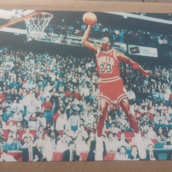 MICHAEL JORDAN BULLS RETRO 8.5x11 FREE THROW LINE DUNK GLOSSY 1988 NBA POSTER - Picture 2 of 10